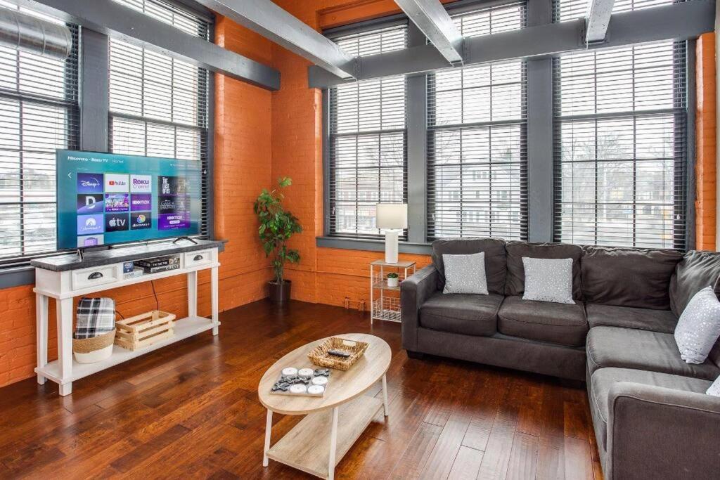 Centric Modern Loft W/ King Beds Apartment Rochester Luaran gambar