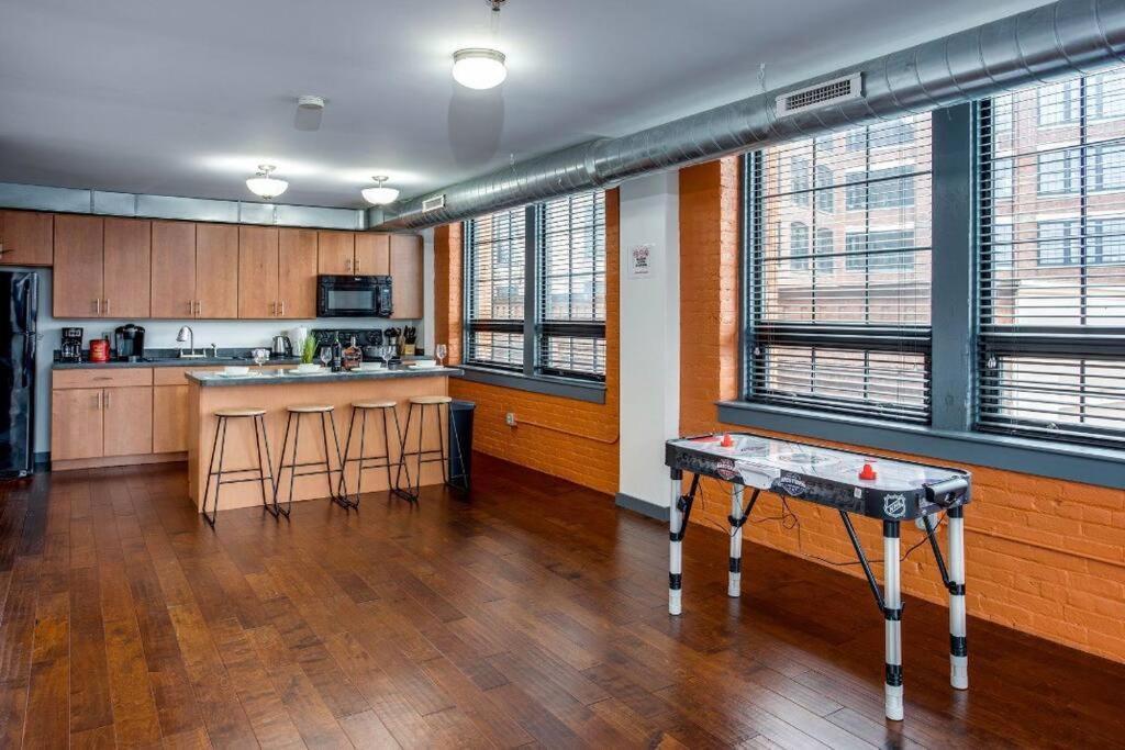 Centric Modern Loft W/ King Beds Apartment Rochester Luaran gambar