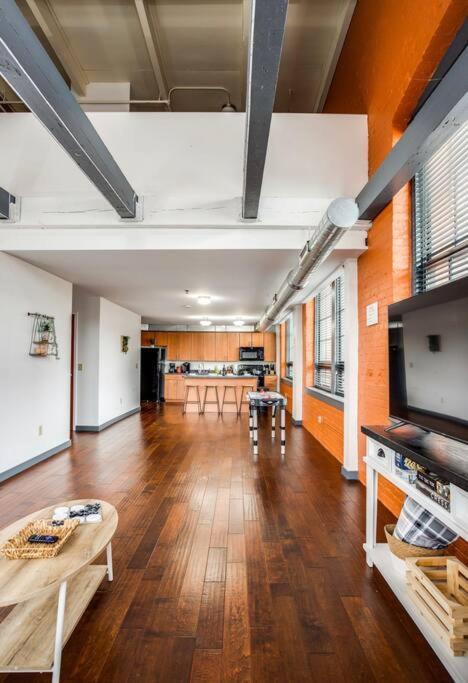 Centric Modern Loft W/ King Beds Apartment Rochester Luaran gambar
