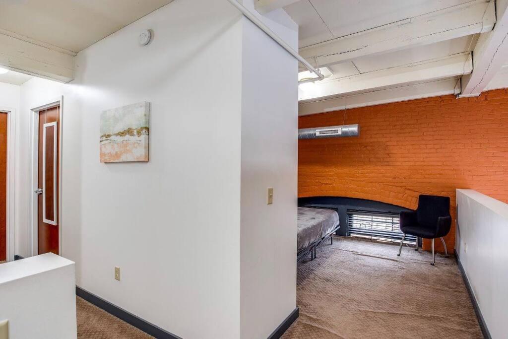 Centric Modern Loft W/ King Beds Apartment Rochester Luaran gambar